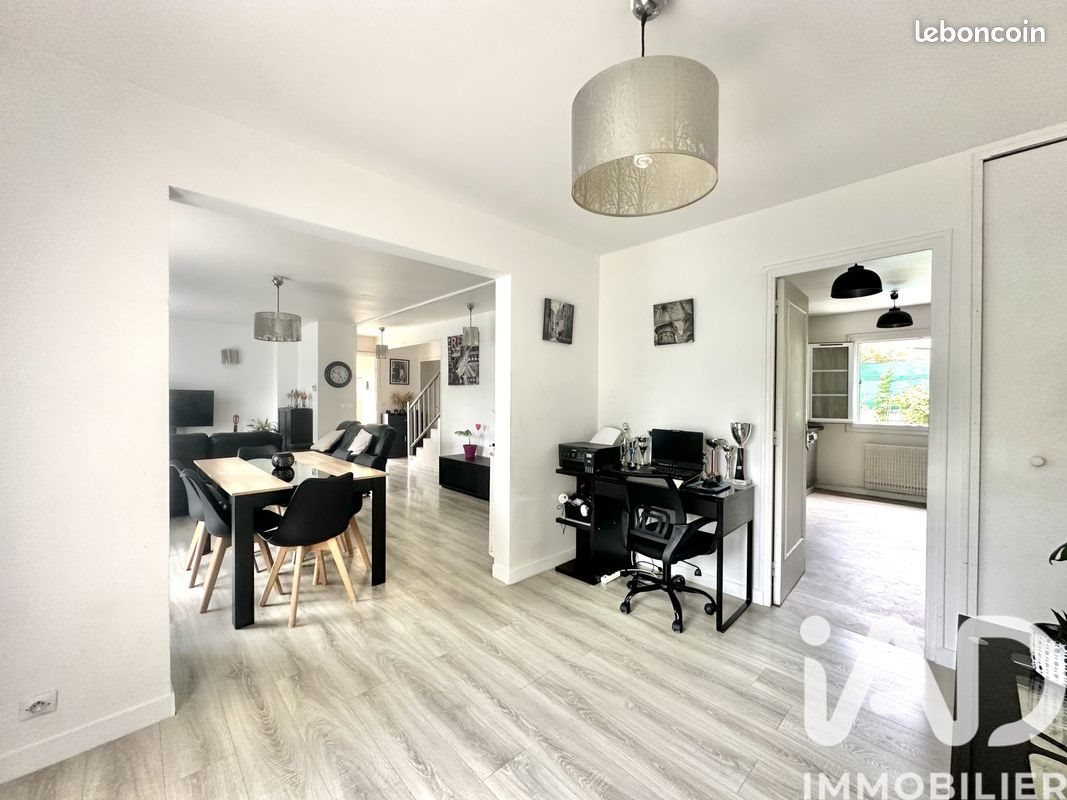 Maison à vendre, 122m², Brie-Comte-Robert