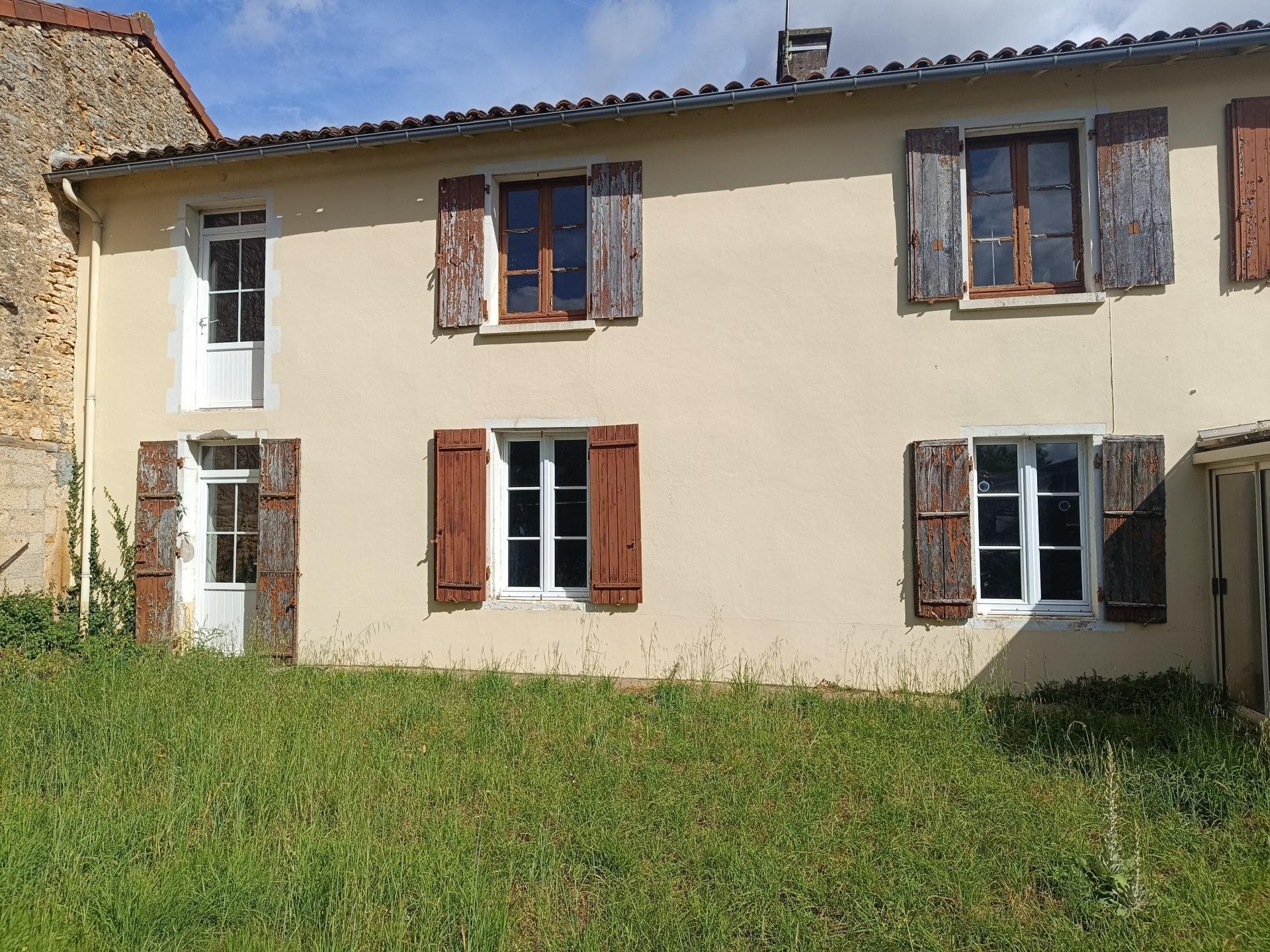 Maison à vendre, 153m², Ruffec