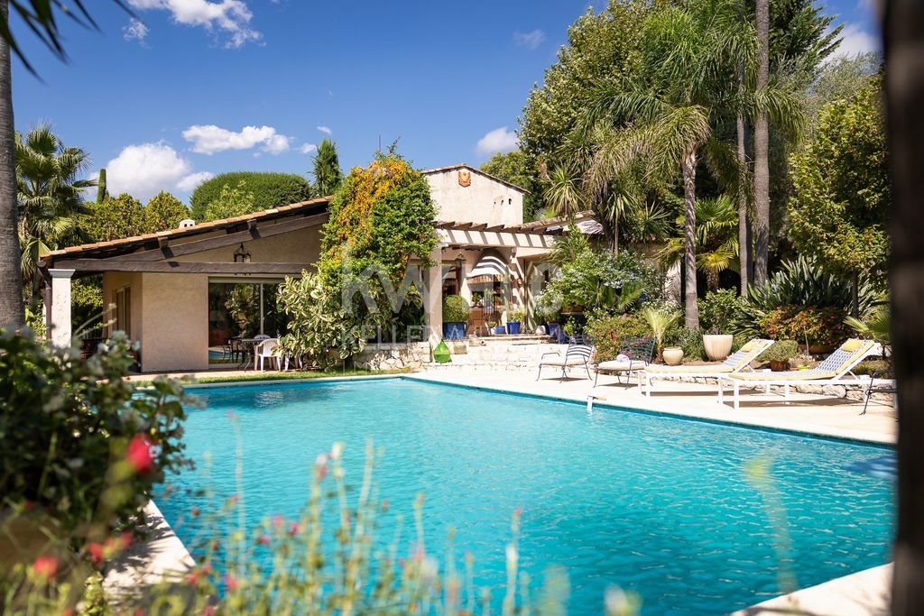 Maison à vendre, 219m², La Colle-sur-Loup