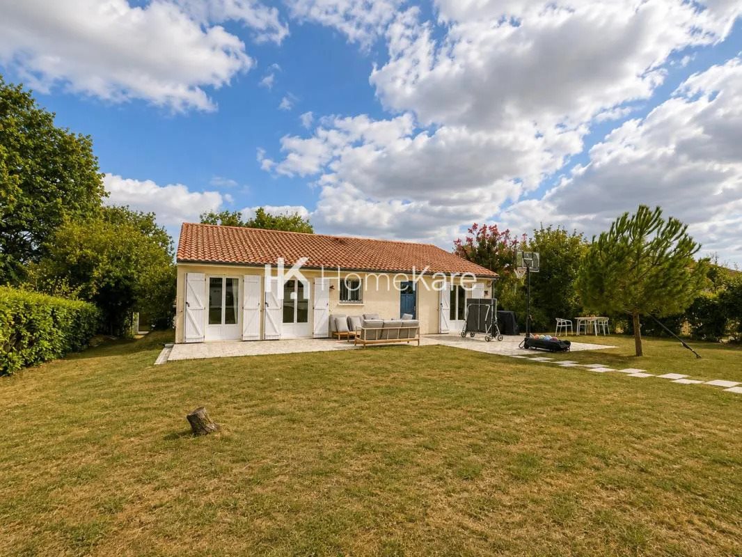 Maison à vendre, 130m², Yvrac