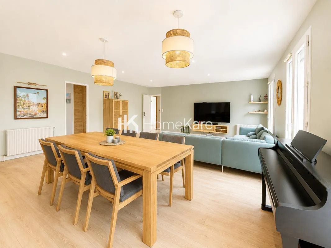 Maison à vendre, 130m², Yvrac