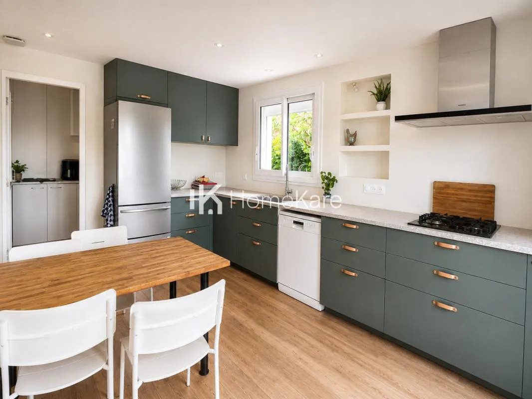 Maison à vendre, 130m², Yvrac