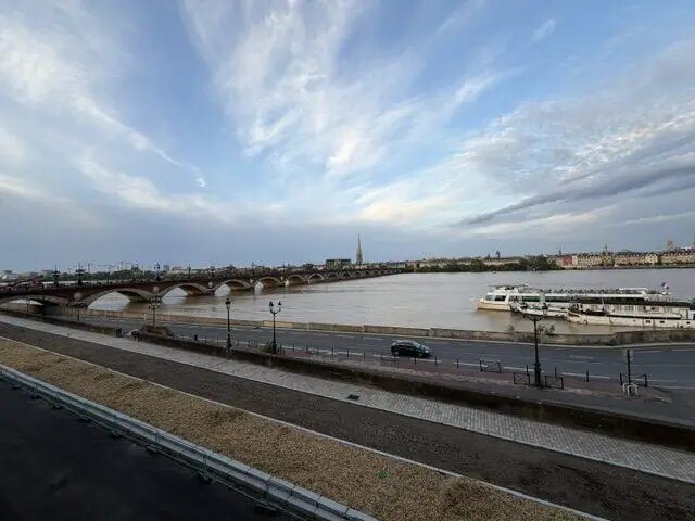 Appartement à louer, 128m², Bordeaux