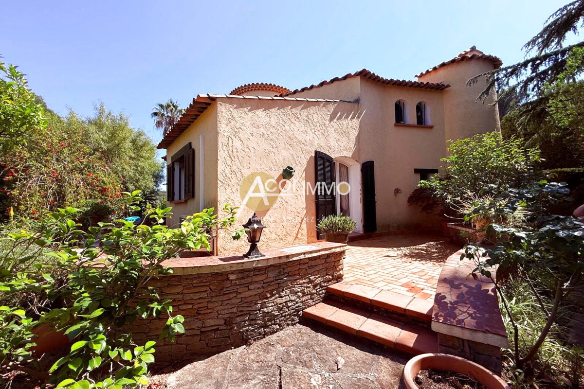Maison à vendre, 154m², Sanary-sur-Mer