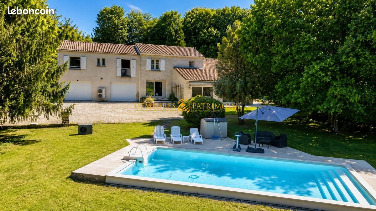 Maison à vendre, 264m², Puymoyen