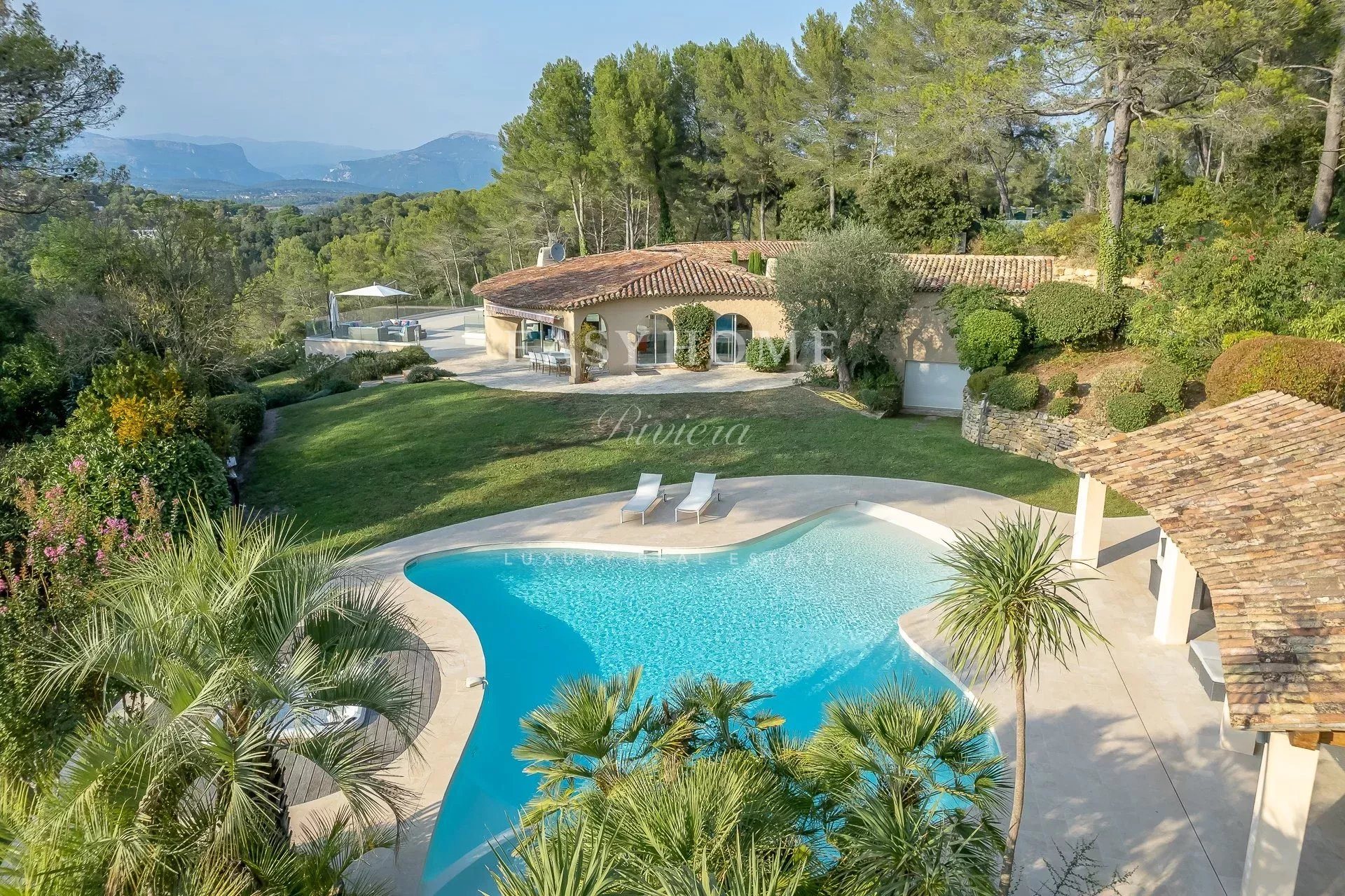 Maison à vendre, 646m², Mouans-Sartoux