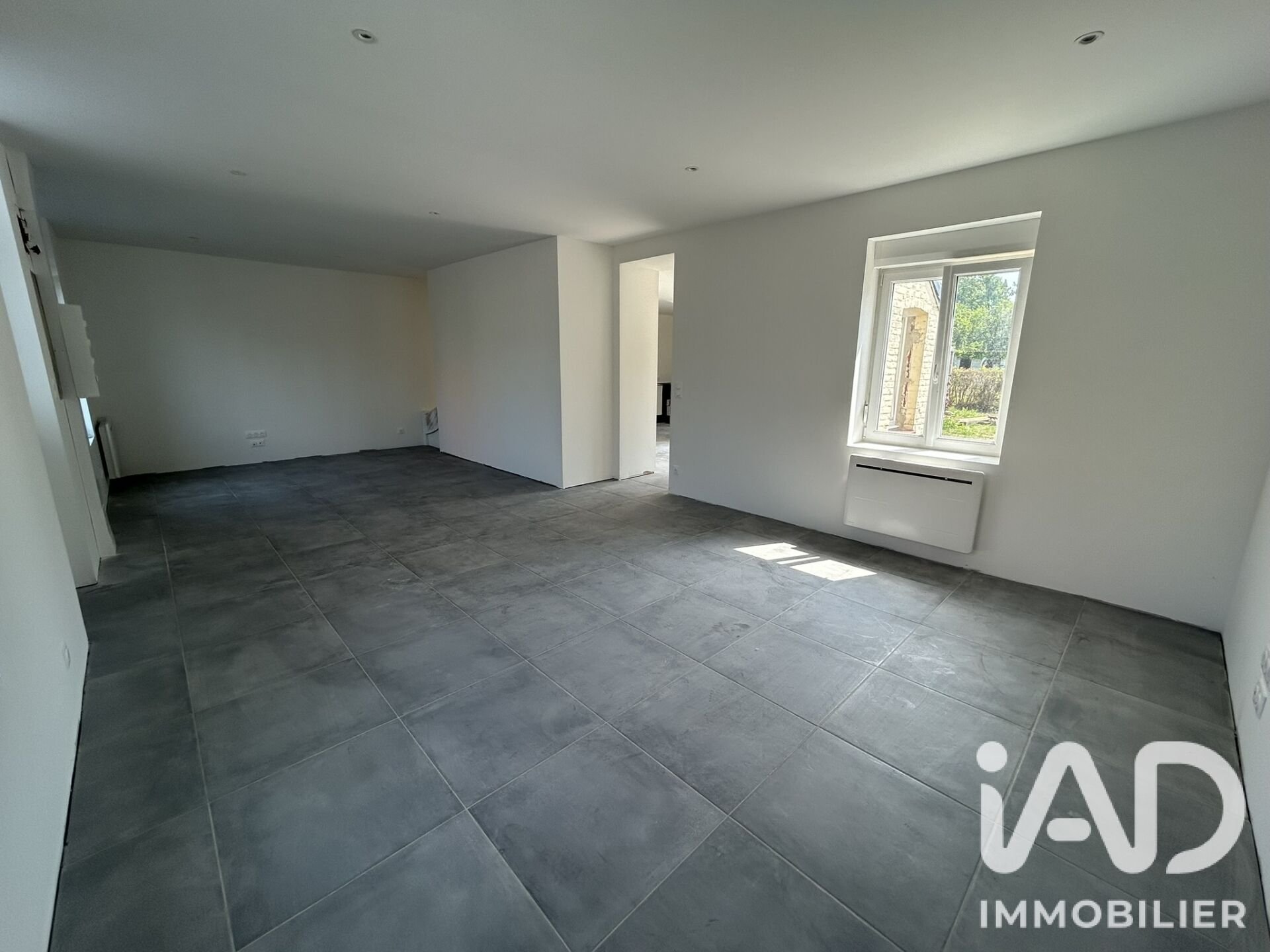 Maison à louer, 122m², Lecelles