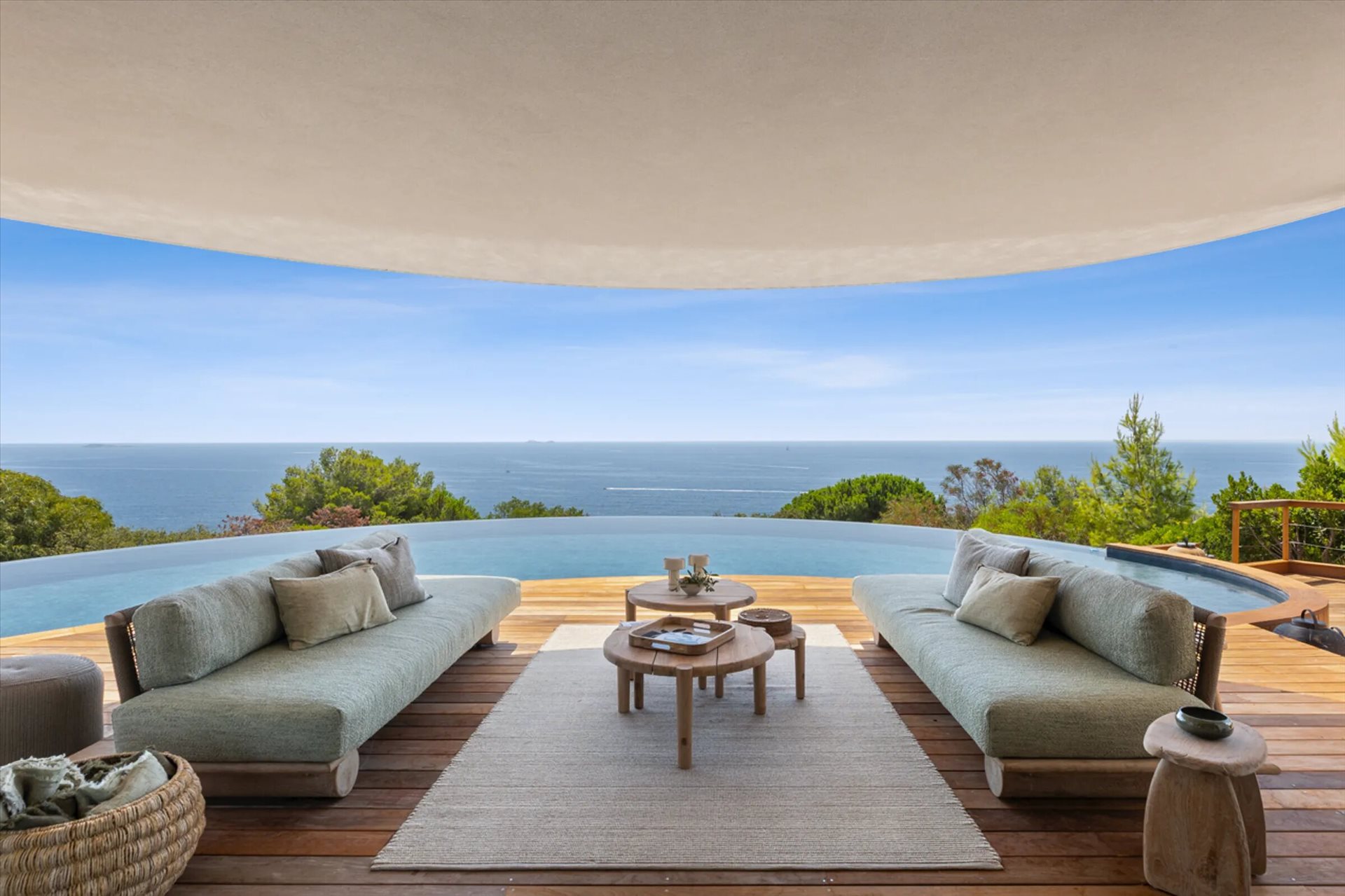 Maison à louer, 350m², Porto-Vecchio