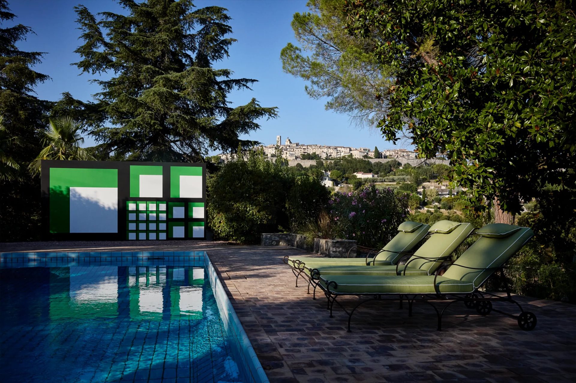 Maison à louer, 370m², Saint-Paul-de-Vence