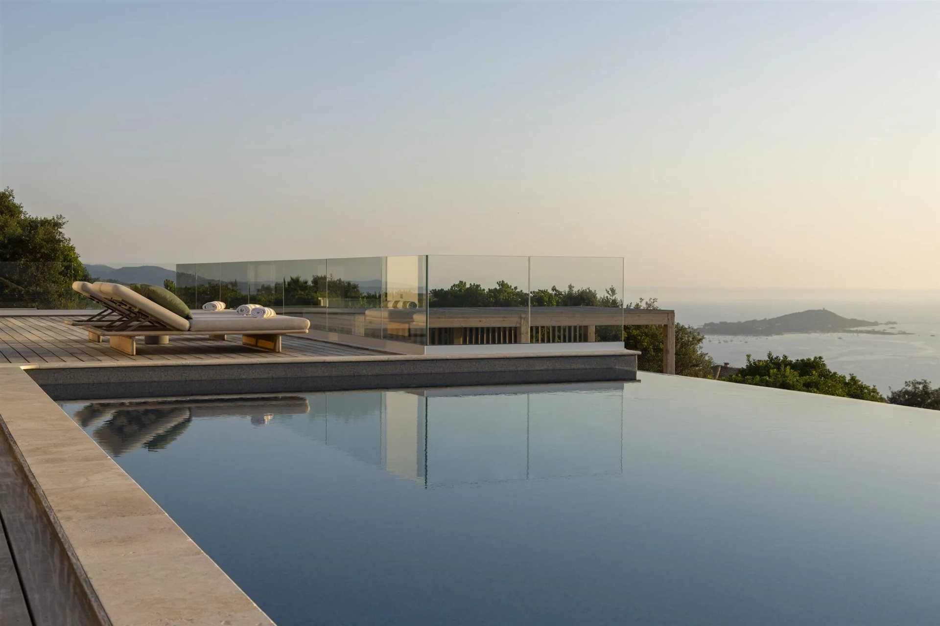 Maison à louer, 560m², Ajaccio