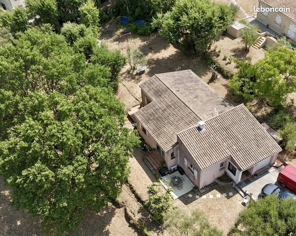 Maison à vendre, 121m², Lorgues