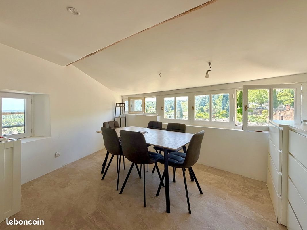 Appartement à vendre, 80m², Seillans