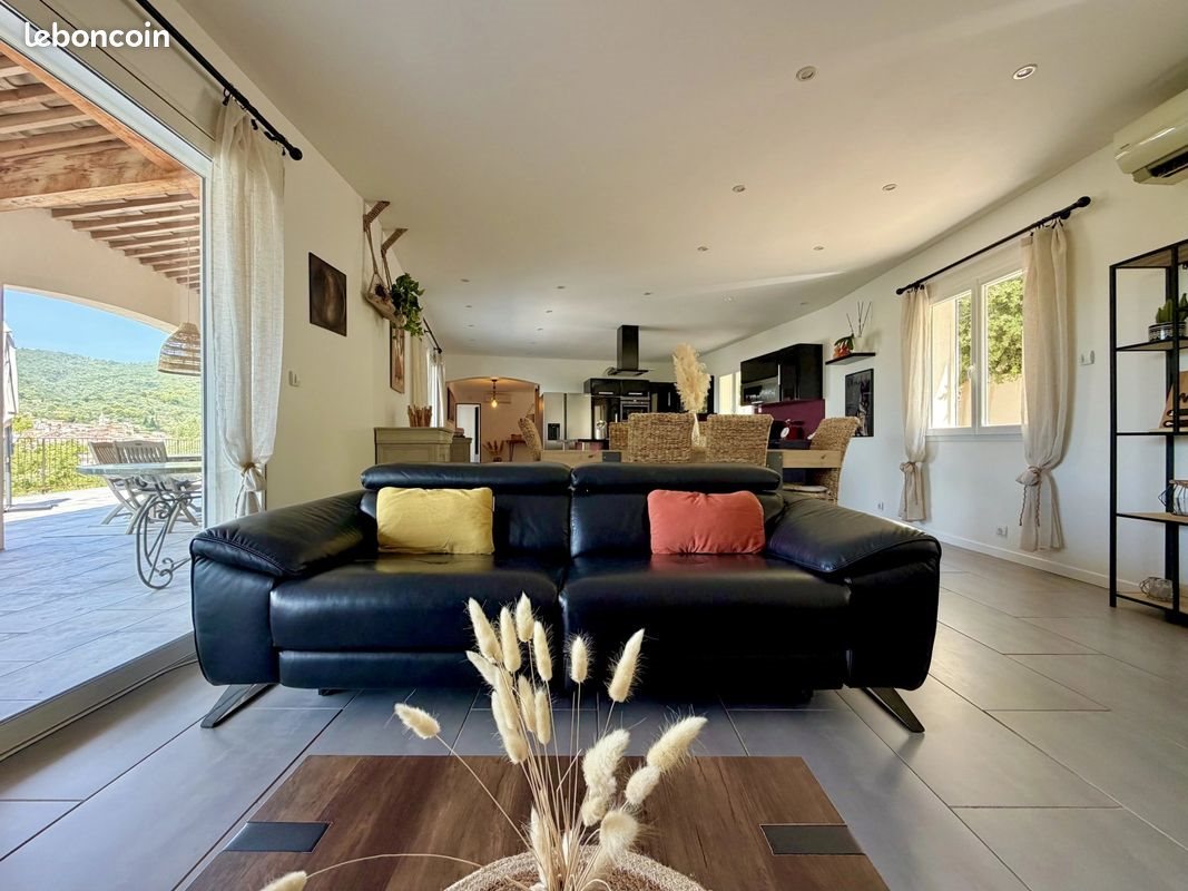 Maison à vendre, 170m², Callas