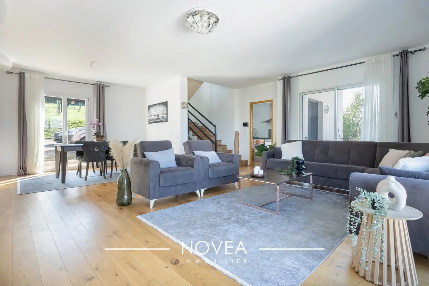 Maison à vendre, 177m², Reyrieux