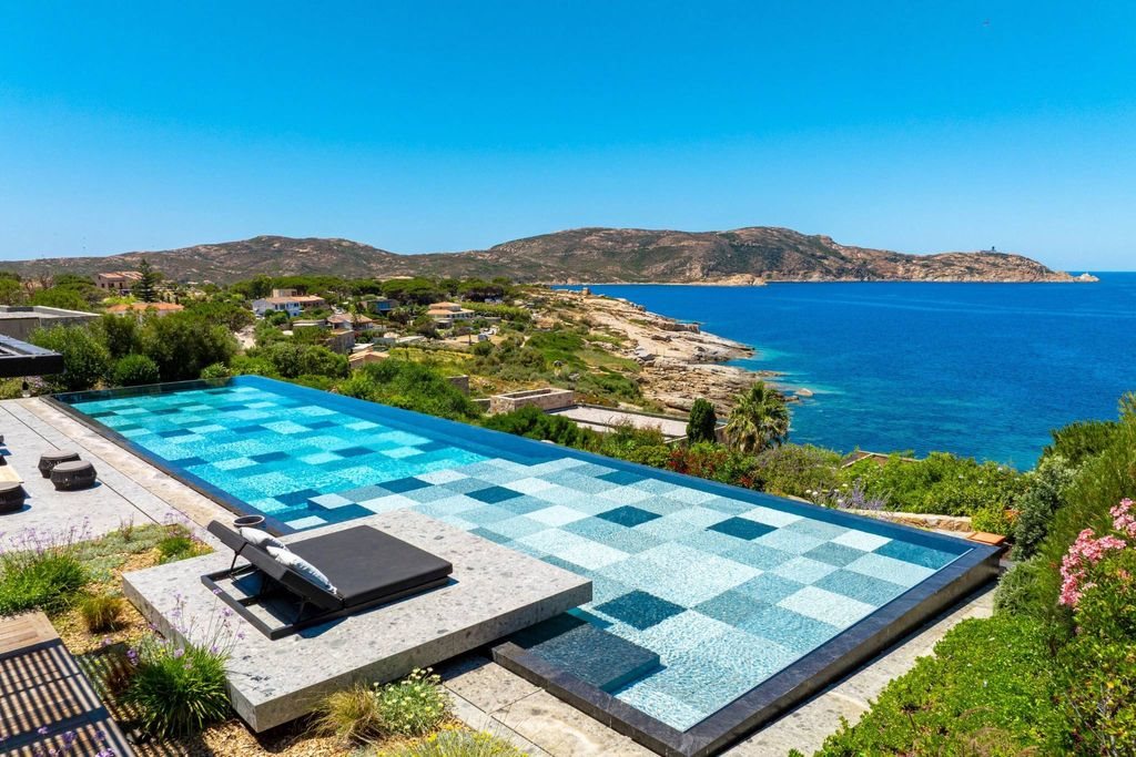 Maison à vendre, 400m², Calvi