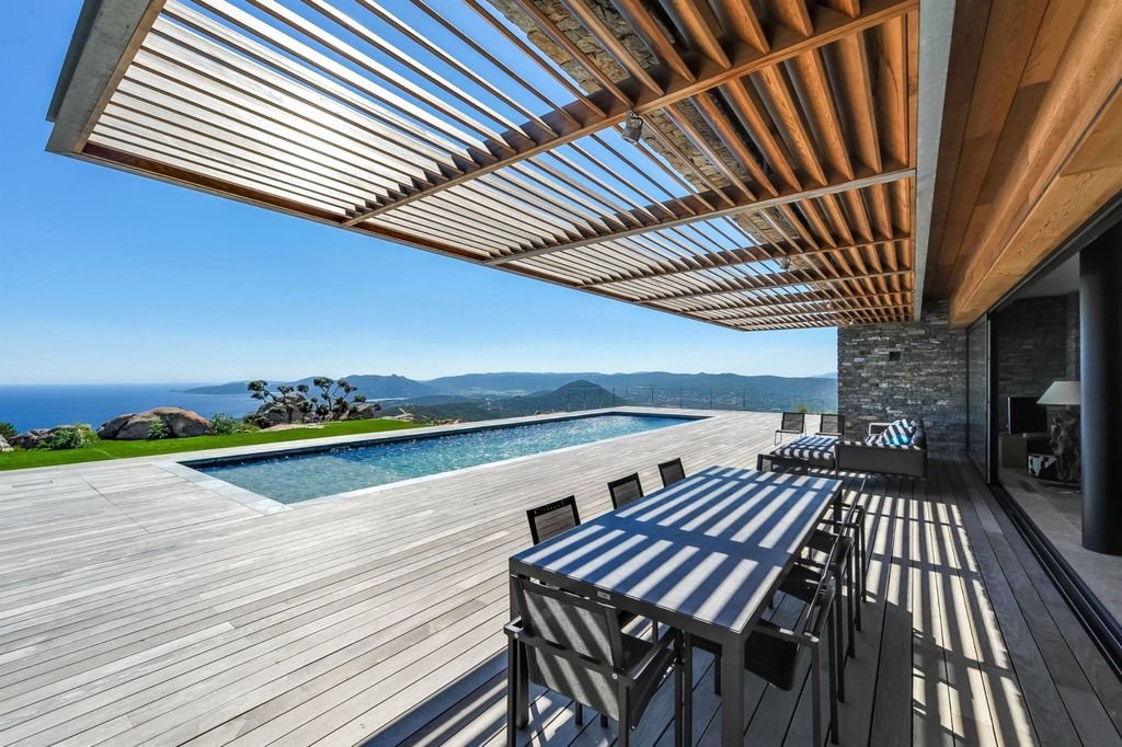 Maison à louer, 240m², Porto-Vecchio