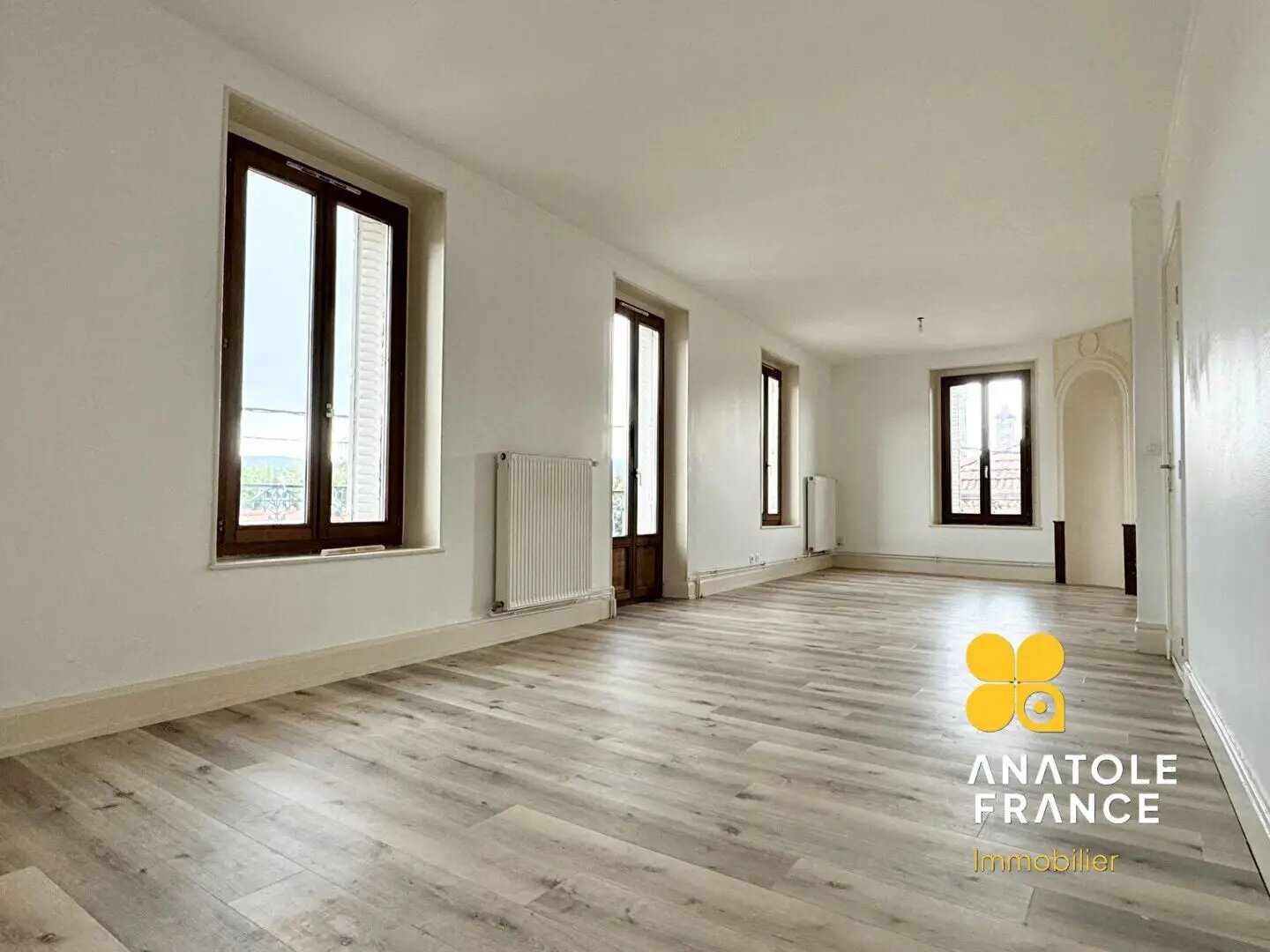 Appartement à vendre, 81m², Pont-Saint-Vincent