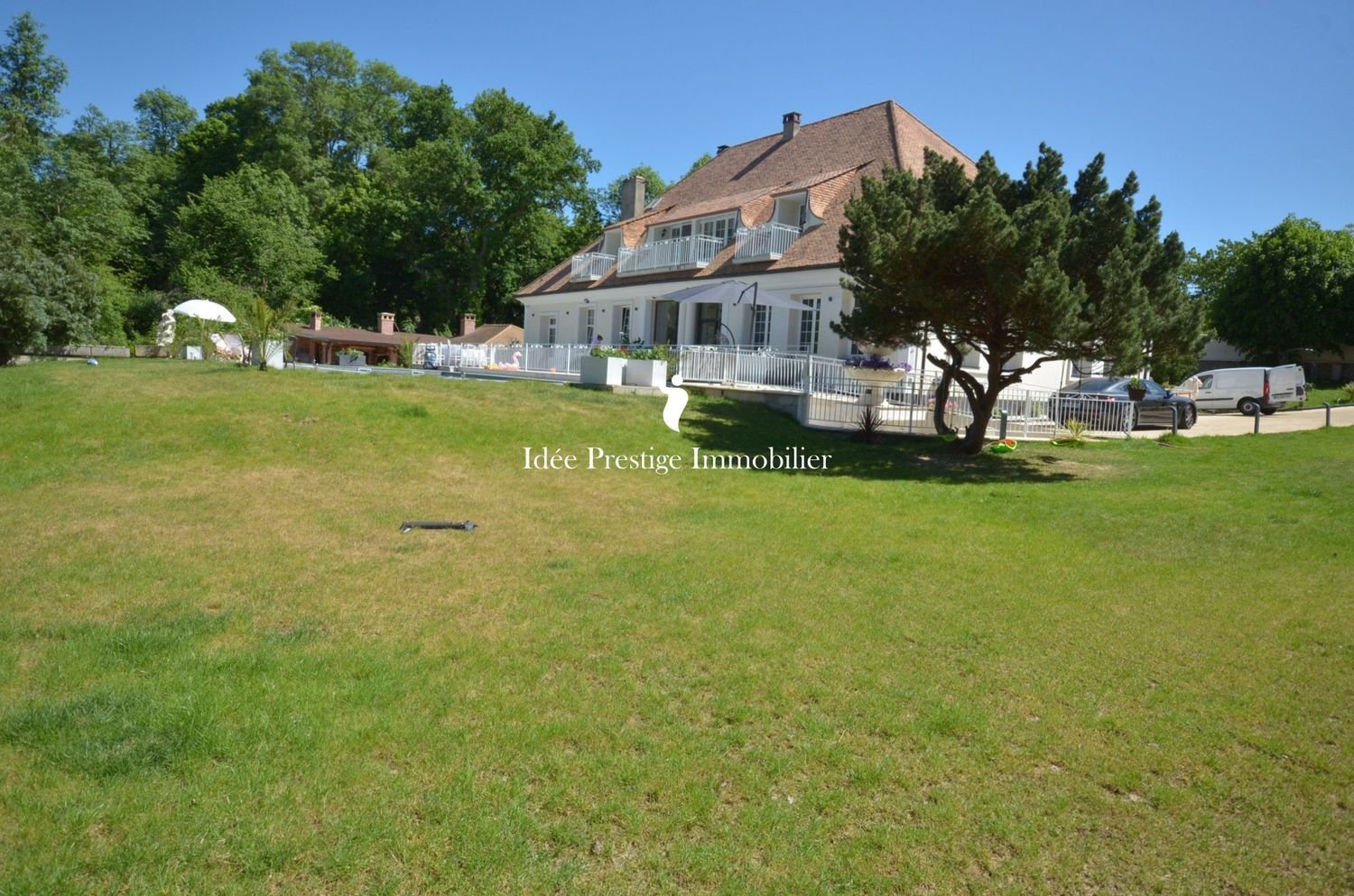 Maison à vendre, 585m², Dammarie-lès-Lys