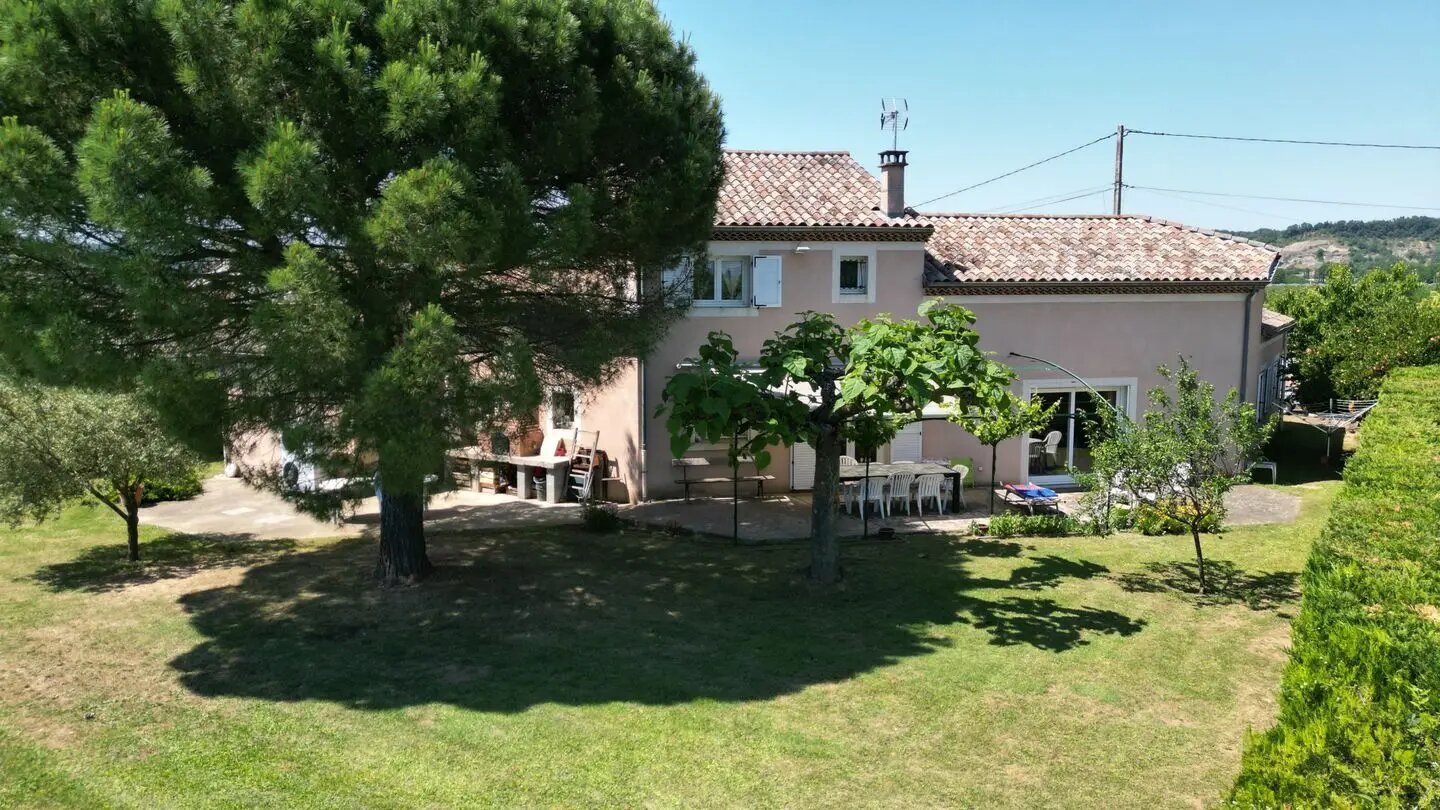 Maison à vendre, 191m², Granges-les-Beaumont
