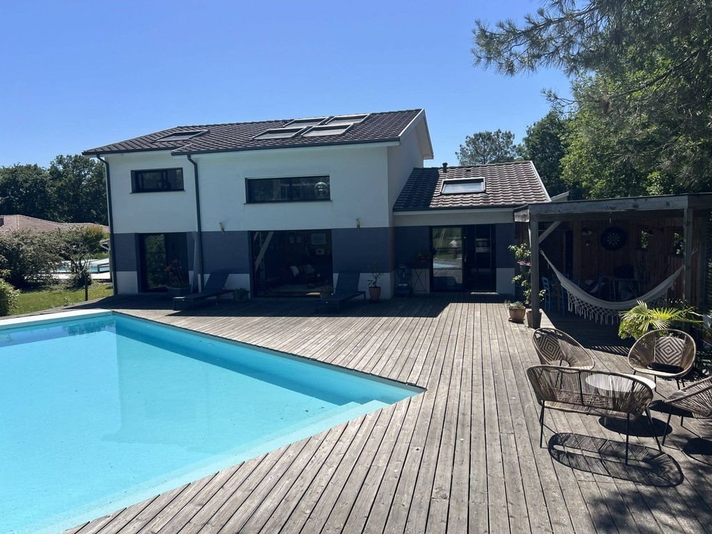Maison à vendre, 228m², Blanquefort
