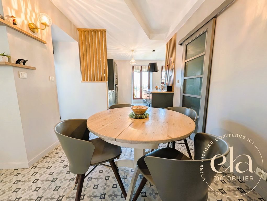 Maison à vendre, 325m², Pouzauges