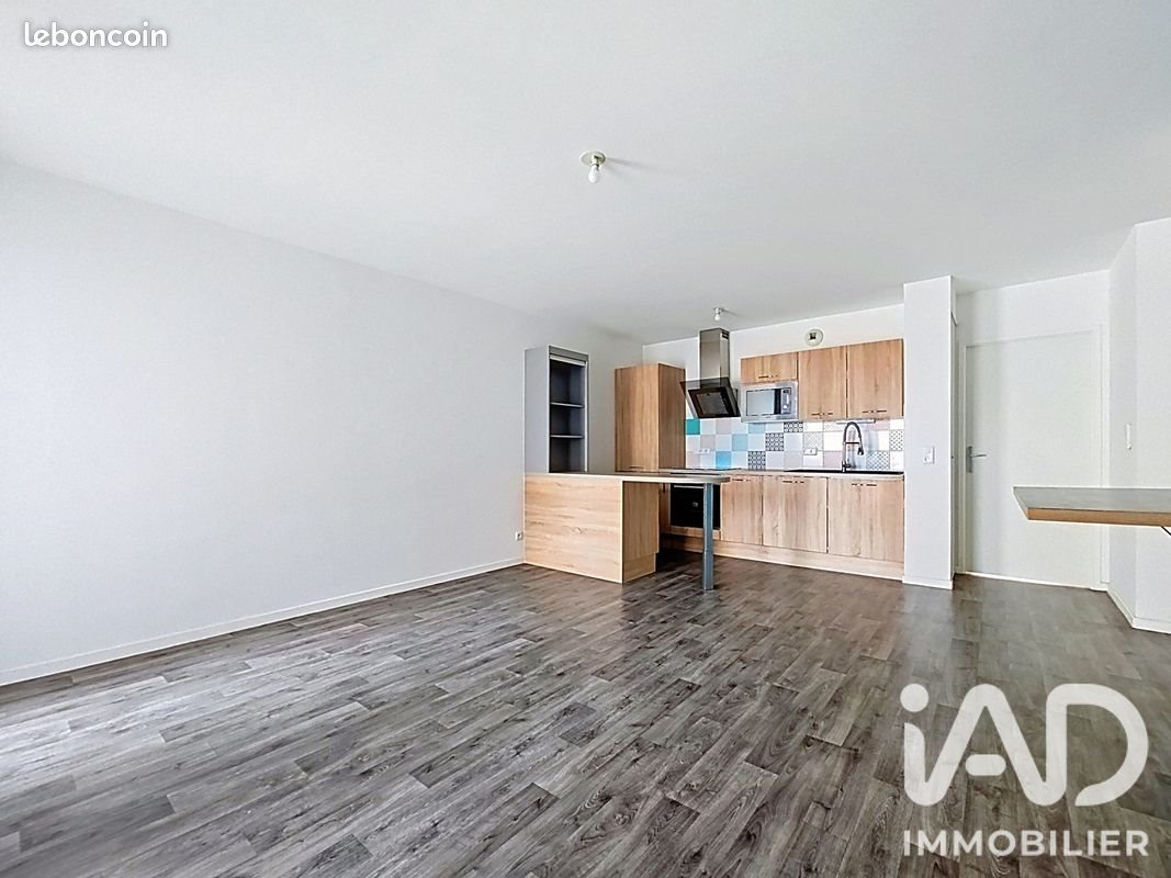 Appartement à louer, 48m², Massy