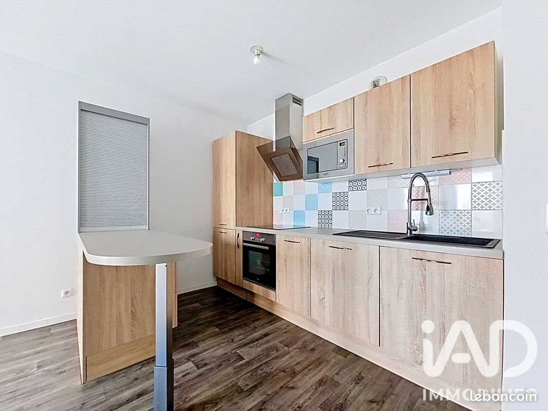 Appartement à louer, 48m², Massy
