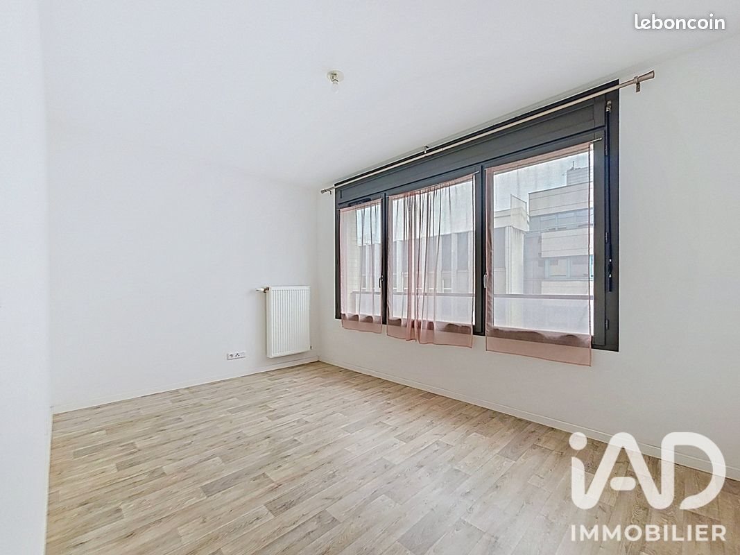 Appartement à louer, 48m², Massy
