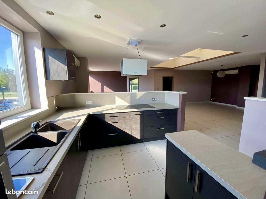 Appartement à louer, 108m², Mommenheim