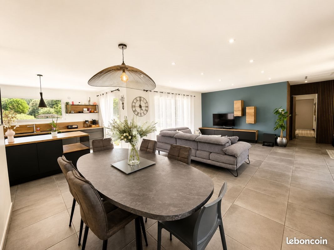 Maison à vendre, 149m², Saint-Montan
