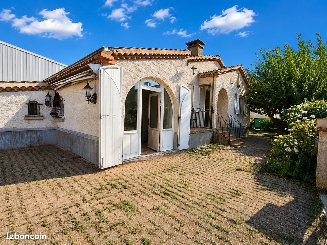 Maison à vendre, 85m², Massiac