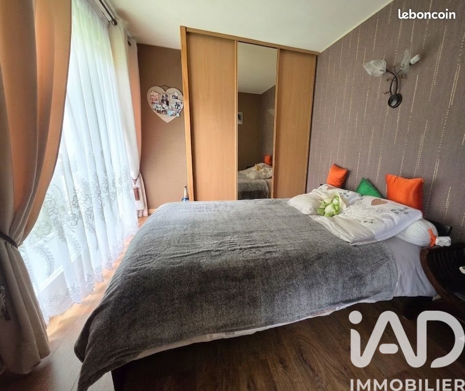 Appartement à vendre, 73m², Boussy-Saint-Antoine