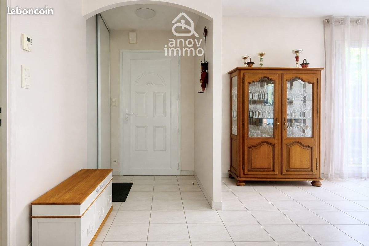 Maison à vendre, 97m², Fouquebrune