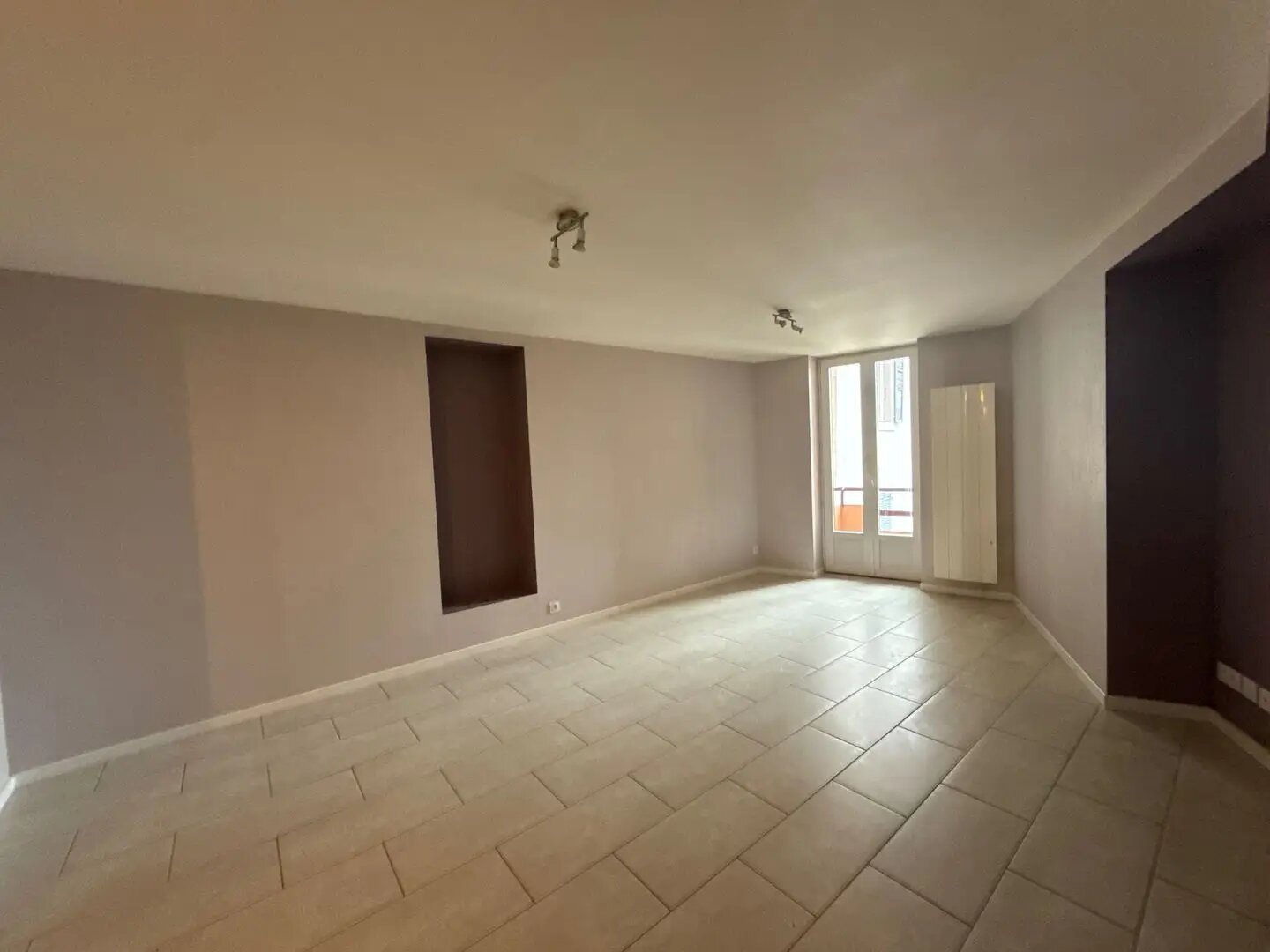 Appartement à louer, 60m², Évian-les-Bains