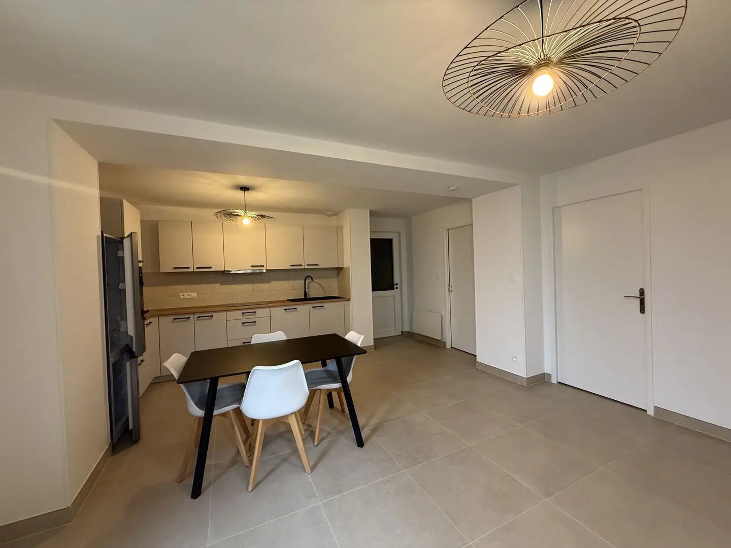 Appartement à louer, 47m², Publier