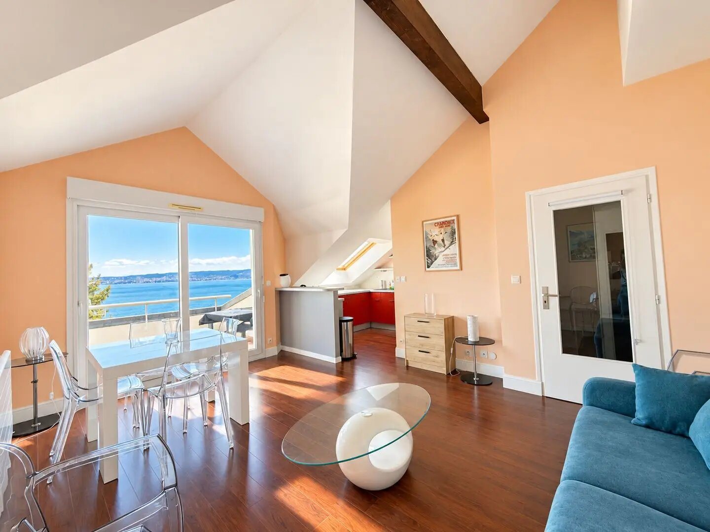 Appartement à louer, 58m², Évian-les-Bains