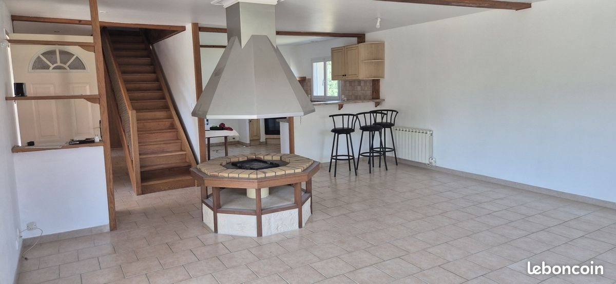 Maison à louer, 139m², Garlin