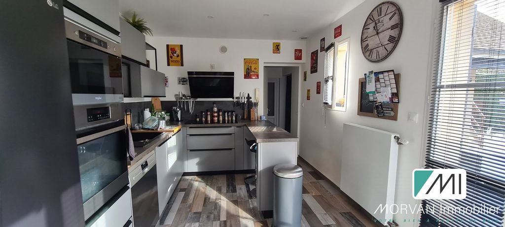 Maison à vendre, 200m², La Celle-les-Bordes