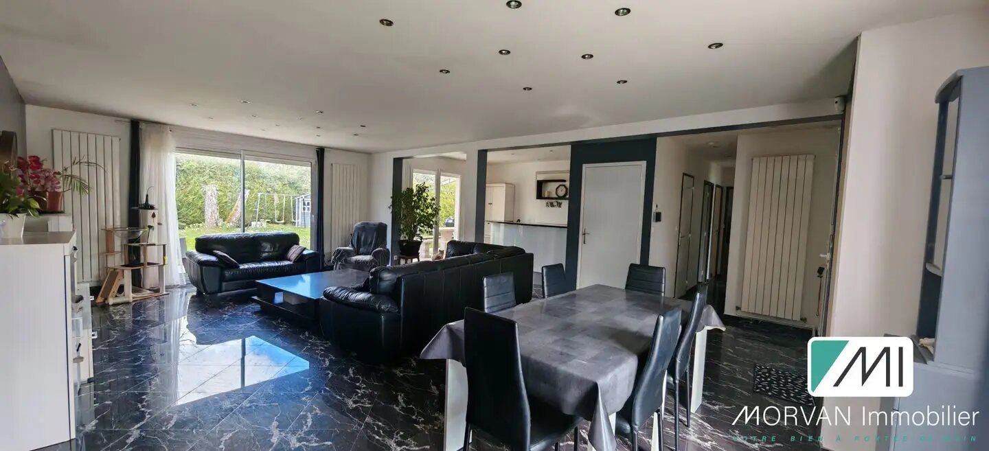 Maison à vendre, 147m², Le Mesnil-Saint-Denis