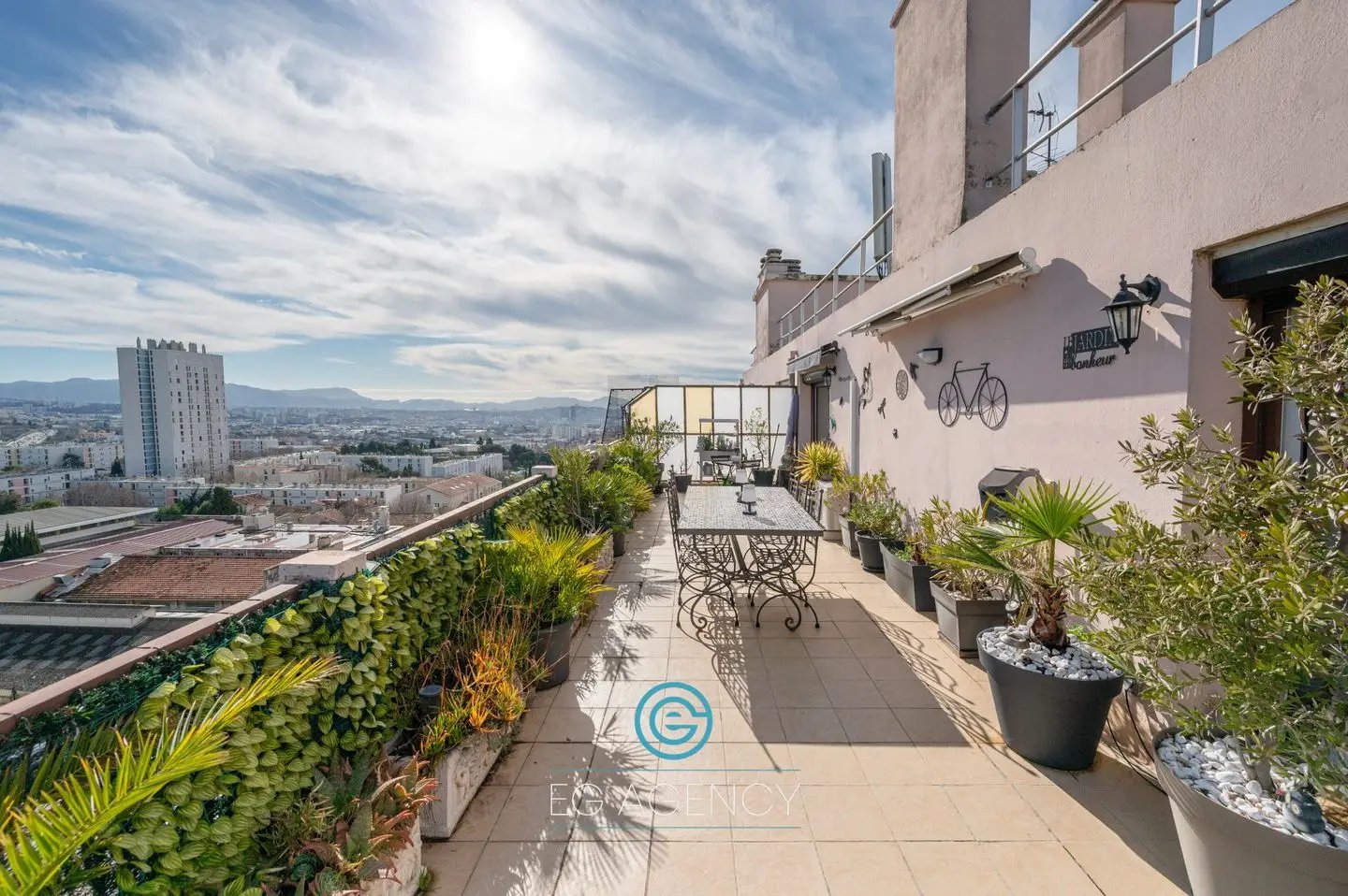 Appartement à vendre, 65m², Marseille 15ème