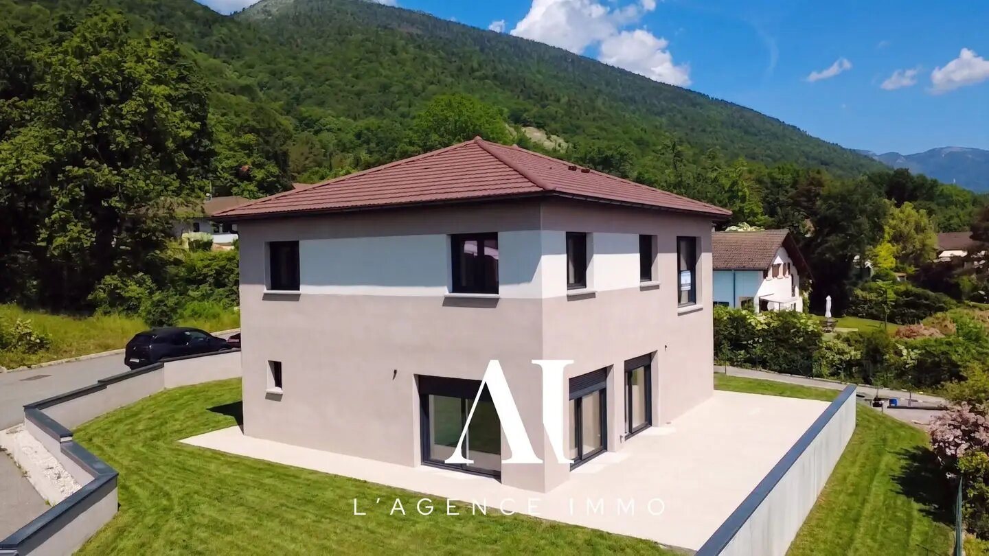Maison à vendre, 169m², Echenevex