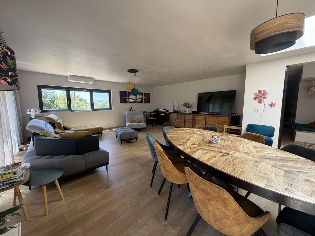 Appartement à louer, 222m², Chasselay