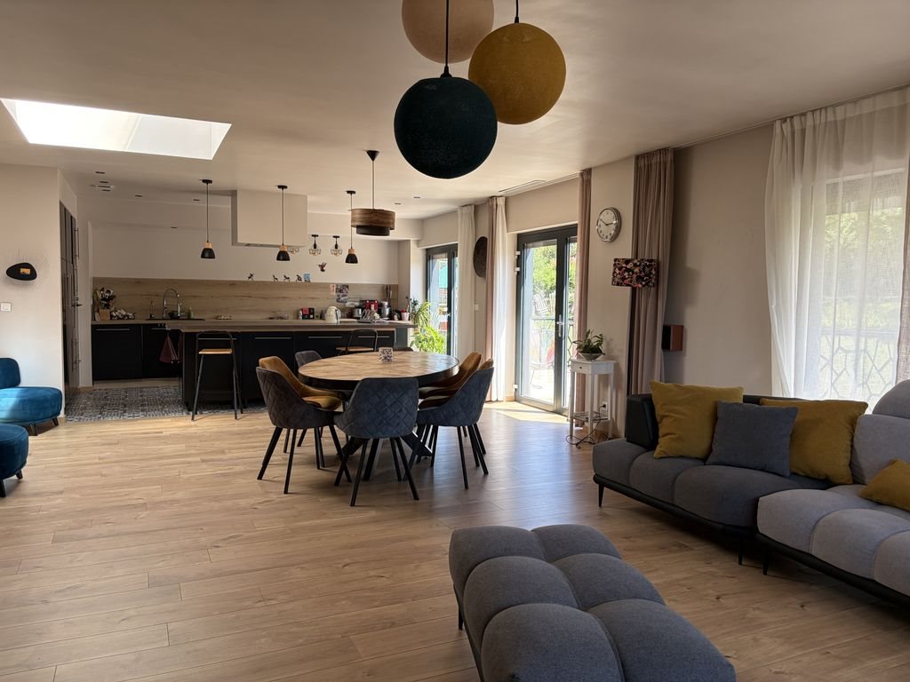 Appartement à louer, 222m², Chasselay