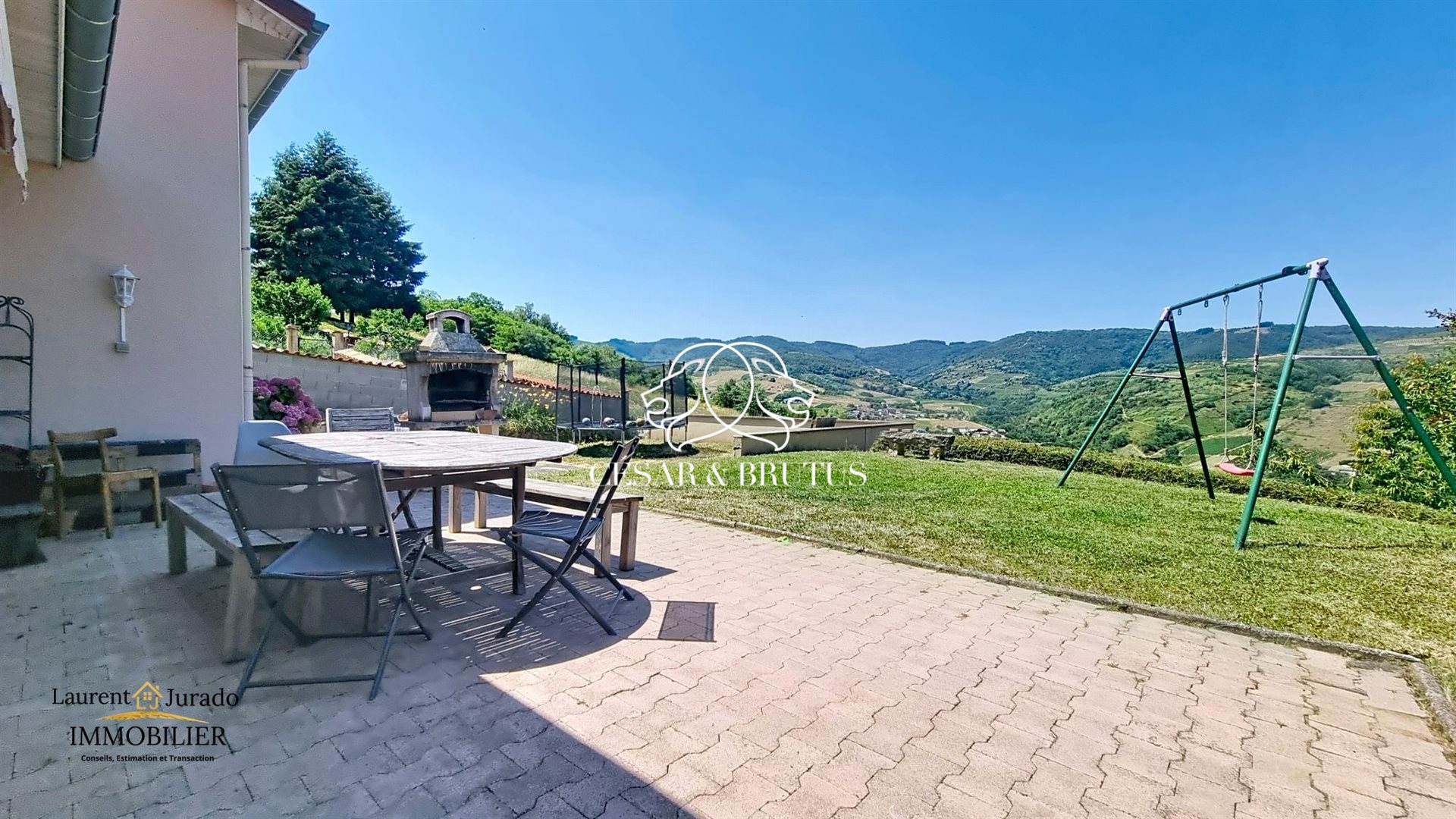Maison à vendre, 131m², Vaux-en-Beaujolais