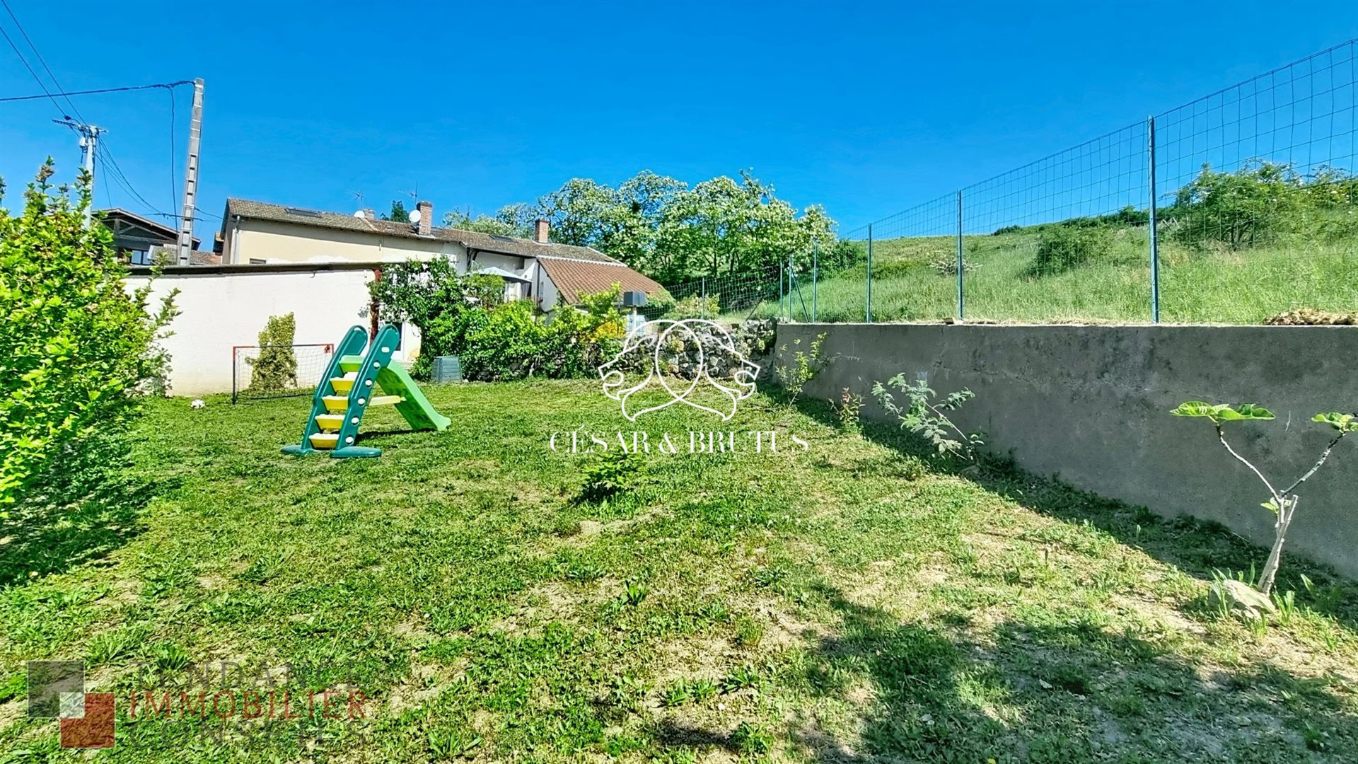 Maison à vendre, 190m², Juliénas