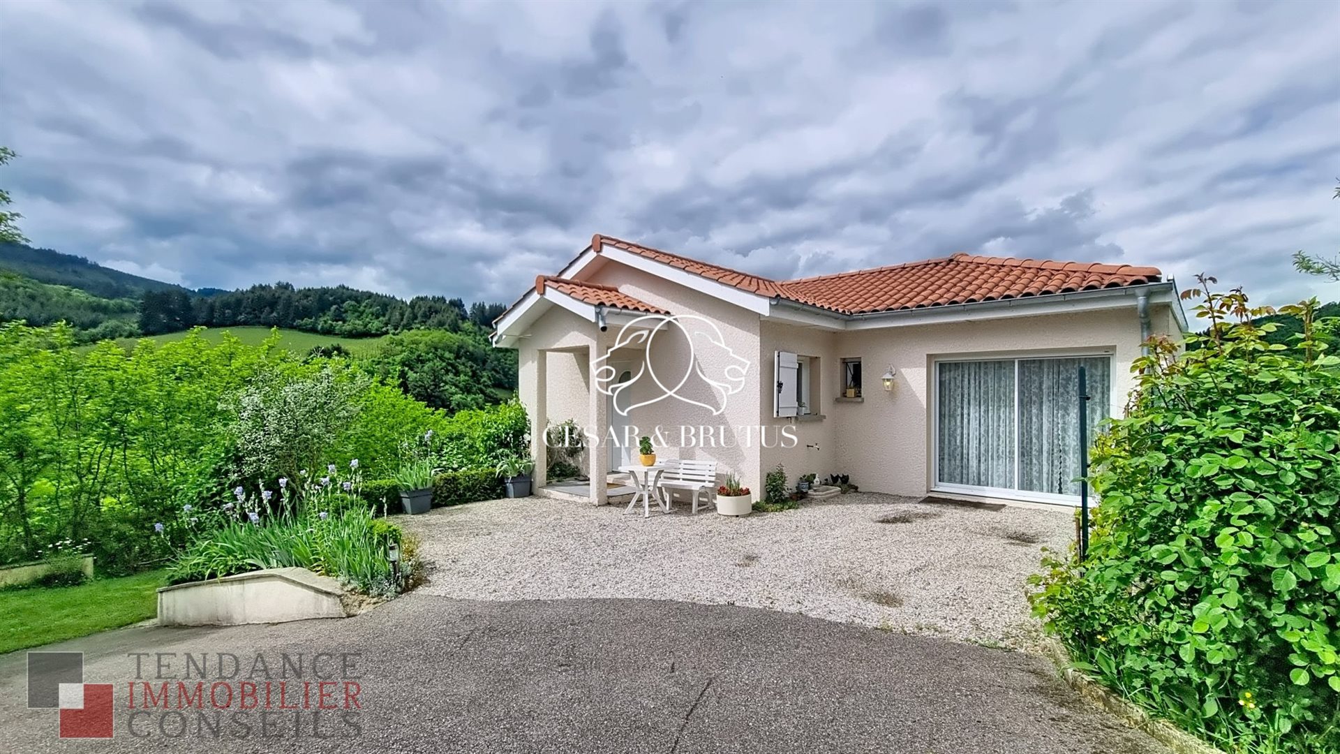 Maison à vendre, 82m², Lamure-sur-Azergues