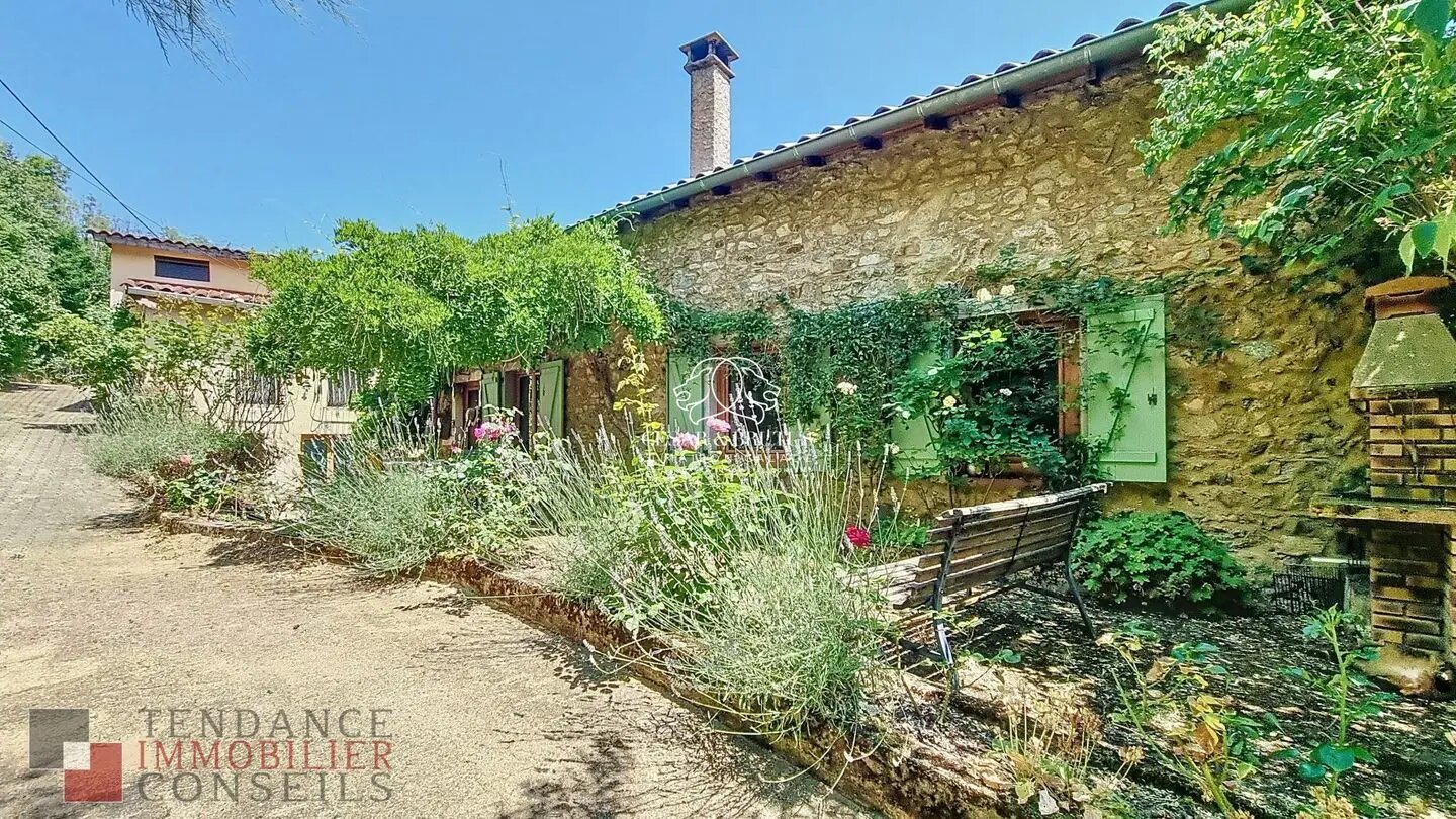 Maison à vendre, 528m², Vaux-en-Beaujolais