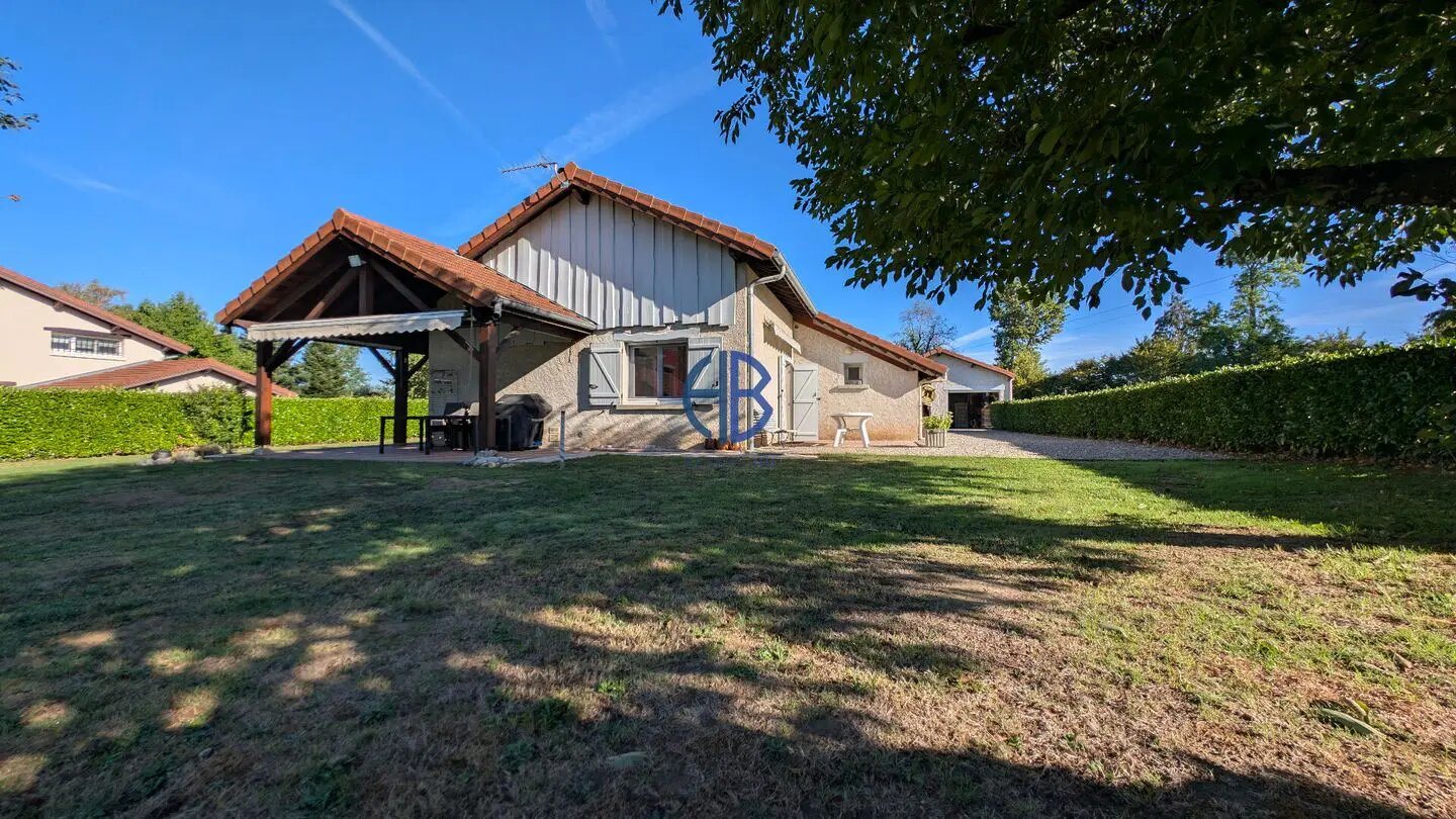 Maison à vendre, 105m², Brézins