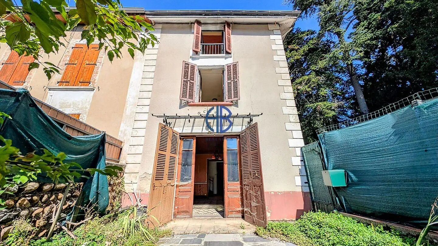 Maison à vendre, 110m², Saint-Etienne-de-Saint-Geoirs