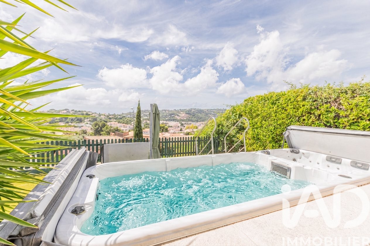 Maison à vendre, 123m², Vallauris